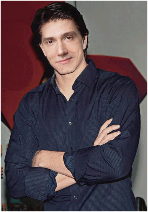 мужчина по вызову приглашу