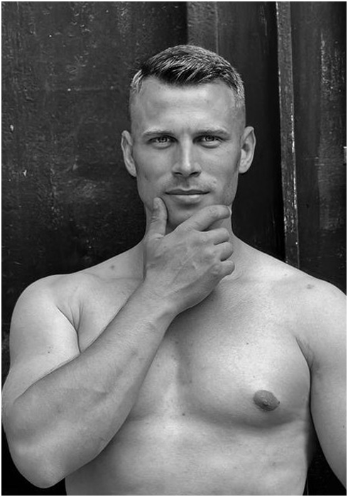 цена за парня в Москве