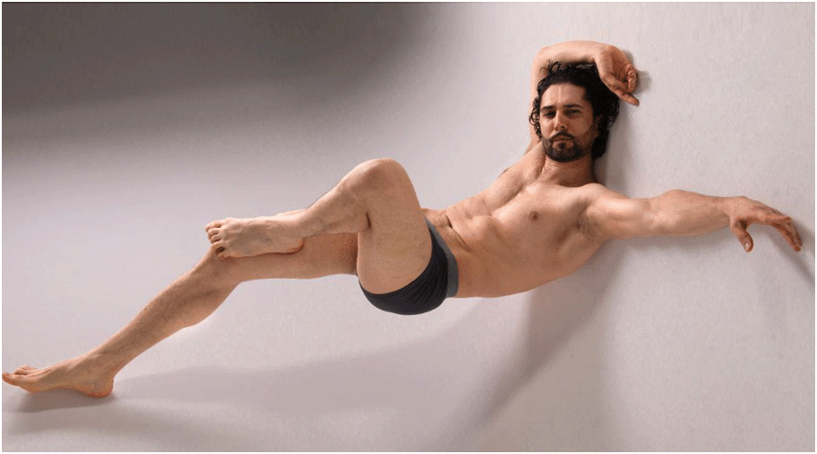 секс втроем с парнем, 2 мужчин заказать